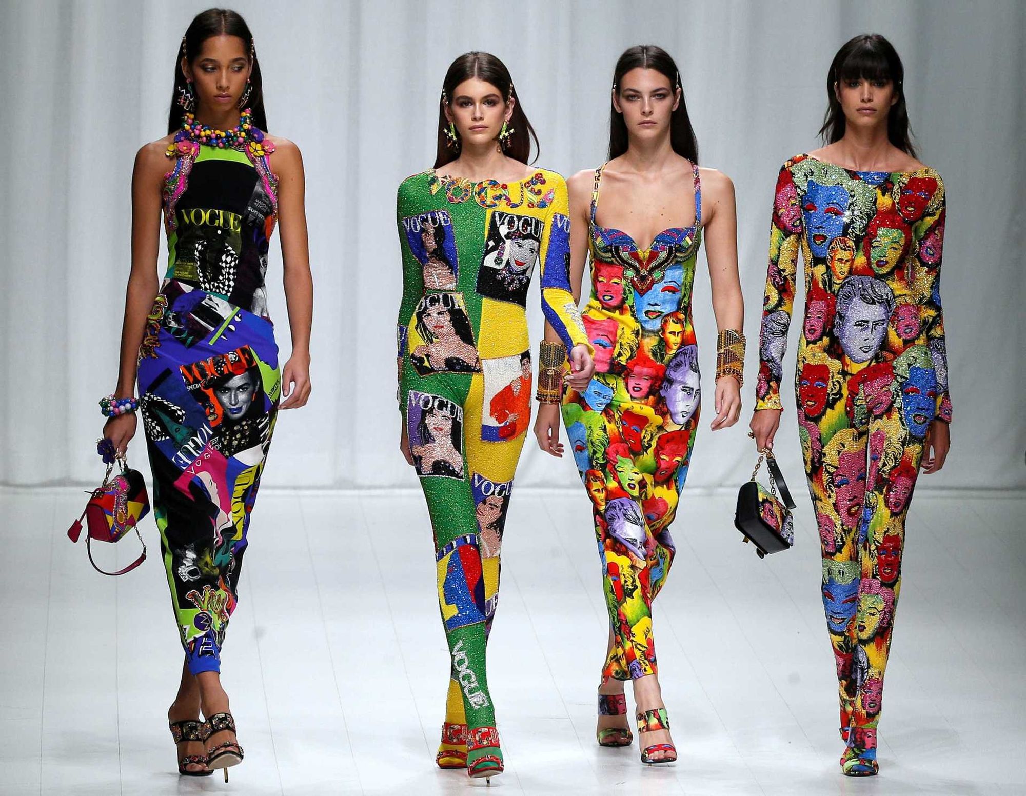 Круизная коллекция 2018 — Versace