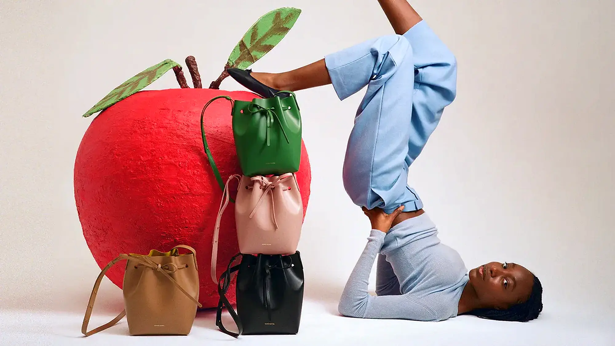 Выбрать Mansur Gavriel: осень-зима 2017/2018 Mansur Gavriel: осень-зима 2017/2018